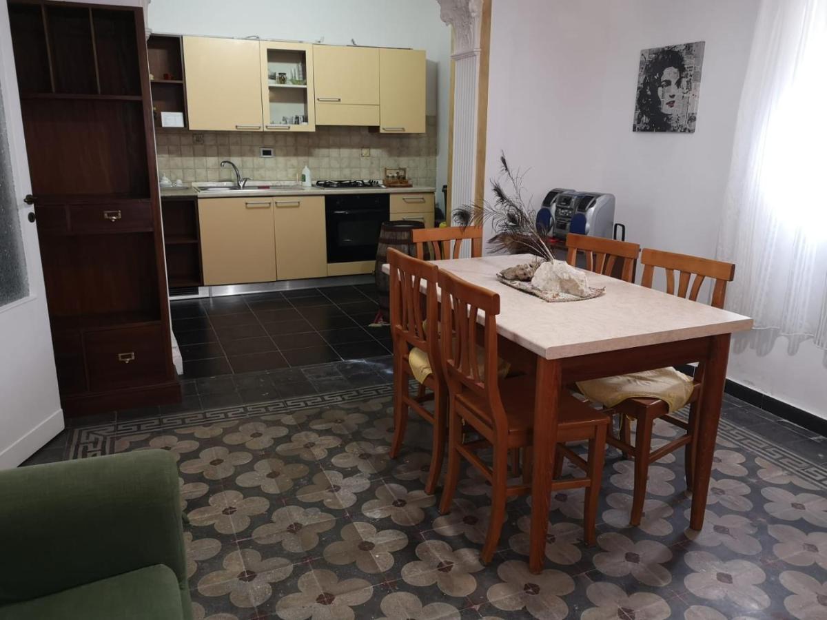 Marilyn Daire Reggio di Calabria Dış mekan fotoğraf